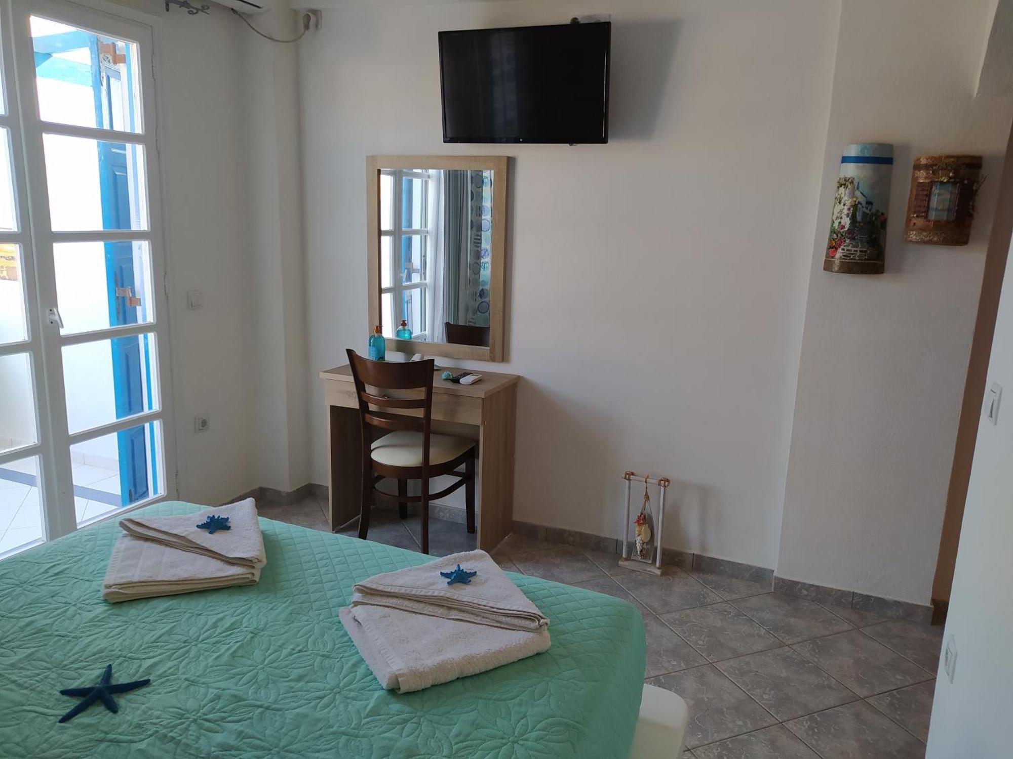 Fantastic View Studios Kíthnos Room photo